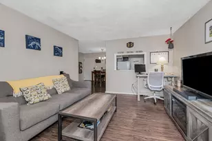 5 Washington St, Reading, MA 01867 - Photo 11