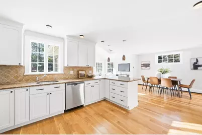 10 Trinity Rd, Winchester, MA 01890 - Photo 9