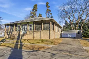 18 Cedar St, Northampton, MA 01060 - Photo 3