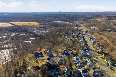 18 Cedar St, Northampton, MA 01060 - Photo 41