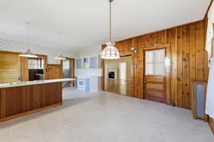 18 Cedar St, Northampton, MA 01060 - Photo 13