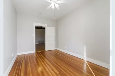 18 Cedar St, Northampton, MA 01060 - Photo 27