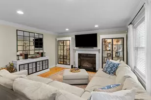 2 Sugden Ln, Chelmsford, MA 01863 - Photo 7