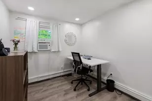 18 Brookfield Dr, Brockton, MA 02302 - Photo 5