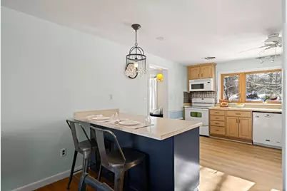 35 Peters, North Andover, MA 01845 - Photo 9