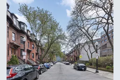 70 E Brookline St. #1, Boston, MA 02118 - Photo 13