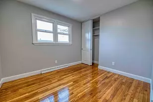 90 Evergreen Ave, Somerset, MA 02726 - Photo 5