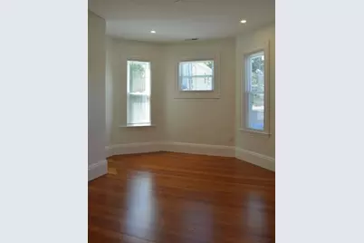 370B Centre St #2, Boston, MA 02130 - Photo 9