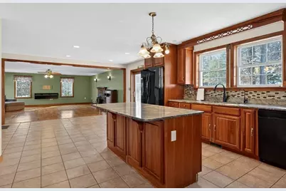 11 Yeoman Rd, Charlton, MA 01507 - Photo 11