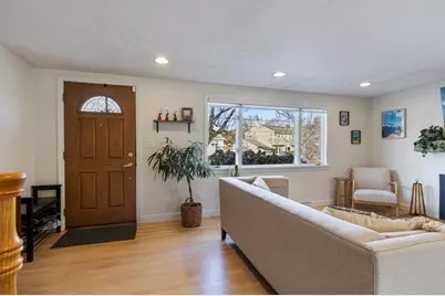 18 Kittredge Street, Peabody, MA 01960 - Photo 3