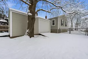 50 Cheever Ave, Dracut, MA 01826 - Photo 35