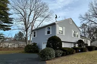 63 Meadowlark Dr, Longmeadow, MA 01106 - Photo 3