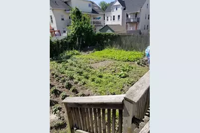 31 Russell St, West Springfield, MA 01089 - Photo 9