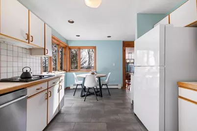 40 Hillcrest Ave, Worcester, MA 01602 - Photo 5