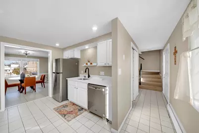 11 Fernwood St #11, North Andover, MA 01845 - Photo 9