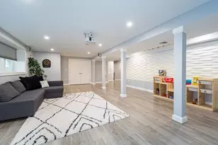 26 Wellesley Ave, Natick, MA 01760 - Photo 29