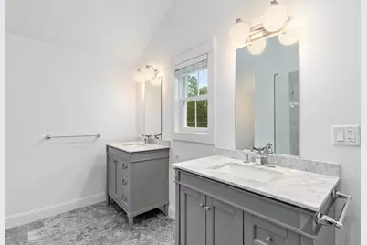 17 Vernon St #17, Newton, MA 02458 - Photo 13