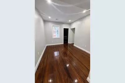 38 Pierpont St #1, Peabody, MA 01960 - Photo 5