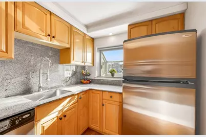 81 Alcott Circle #T5, Taunton, MA 02780 - Photo 5