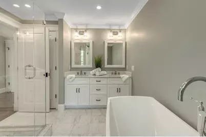 28 Maurice Rd #28, Wellesley, MA 02482 - Photo 17