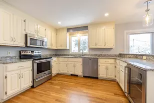 7 Lone Oak Cir, Holliston, MA 01746 - Photo 13