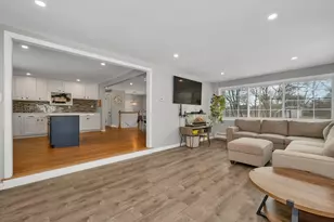 1015 South St, Tewksbury, MA 01876 - Photo 9