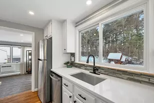 1015 South St, Tewksbury, MA 01876 - Photo 5