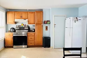 8 Water, Greenfield, MA 01301 - Photo 3