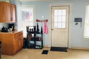 8 Water, Greenfield, MA 01301 - Photo 5