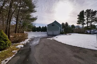 2 Winterberry Ln, Westport, MA 02790 - Photo 3