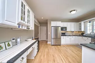 2 Winterberry Ln, Westport, MA 02790 - Photo 9