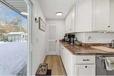 239 Powderhorn Dr, Taunton, MA 02780 - Photo 7