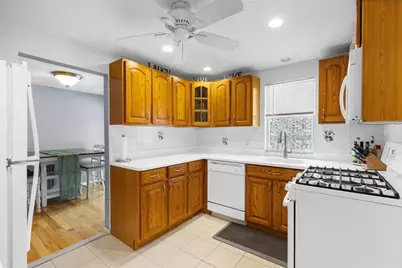 104 Newcomb St. #E, Norton, MA 02766 - Photo 3