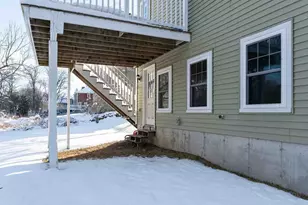 40 Arlington Ave, Dracut, MA 01826 - Photo 35