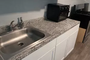 1045-1047 Worcester St, Springfield, MA 01151 - Photo 7