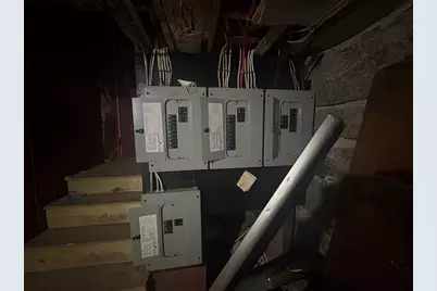 70 Jencks St, Fall River, MA 02723 - Photo 9