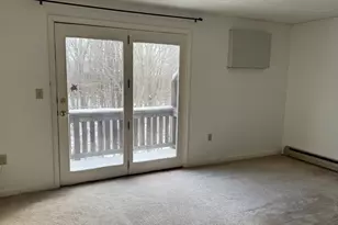 192 Pleasant St, Leominster, MA 01453 - Photo 15