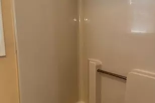 192 Pleasant St, Leominster, MA 01453 - Photo 21