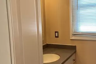 192 Pleasant St, Leominster, MA 01453 - Photo 19