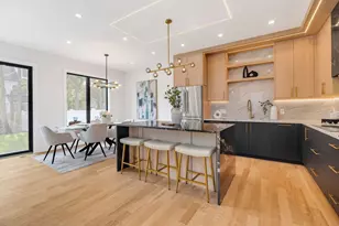 136 Hillside, Needham, MA 02494 - Photo 5
