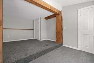 85 Roosevelt Ave, Athol, MA 01331 - Photo 9