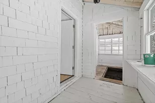 85 Roosevelt Ave, Athol, MA 01331 - Photo 33