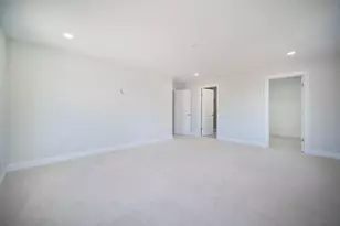 11 Strongwater Dr, Salem, MA 01970 - Photo 13