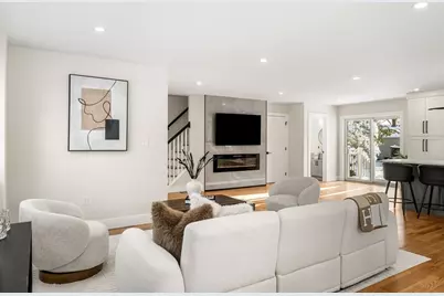 35 Neillian Way #35, Bedford, MA 01730 - Photo 11