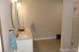 2 Inwood Dr, Woburn, MA 01801 - Photo 7