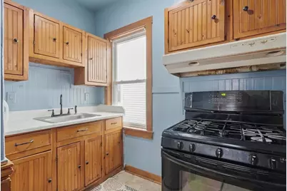 40 Fairmont St, Lawrence, MA 01841 - Photo 7