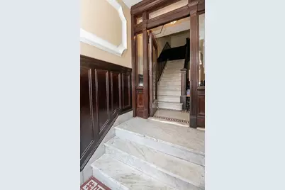 21 Green St #3, Brookline, MA 02446 - Photo 3