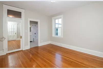 21 Green St #3, Brookline, MA 02446 - Photo 11