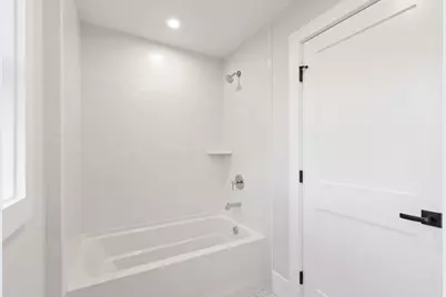 10 Webber Avenue #201, Bedford, MA 01730 - Photo 15