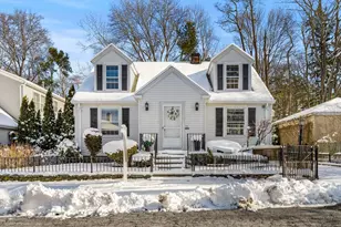 25 O'Hearn St, Fall River, MA 02720 - Photo 5